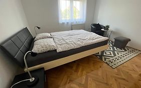 Luca Vendeghaz 1. Apartman
