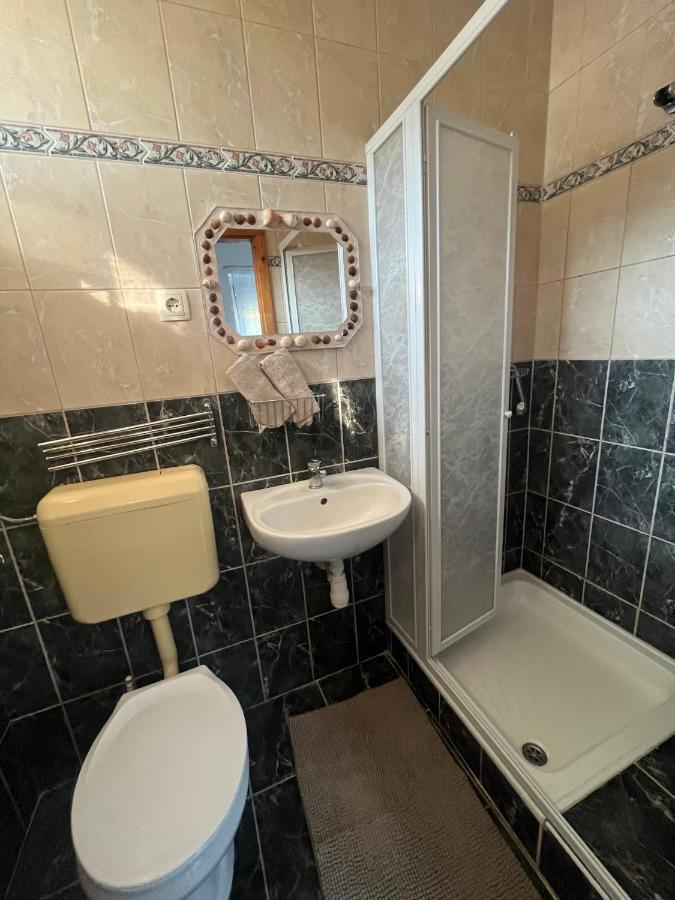 Luca Vendeghaz 1. Apartman Sárvár Exteriér fotografie